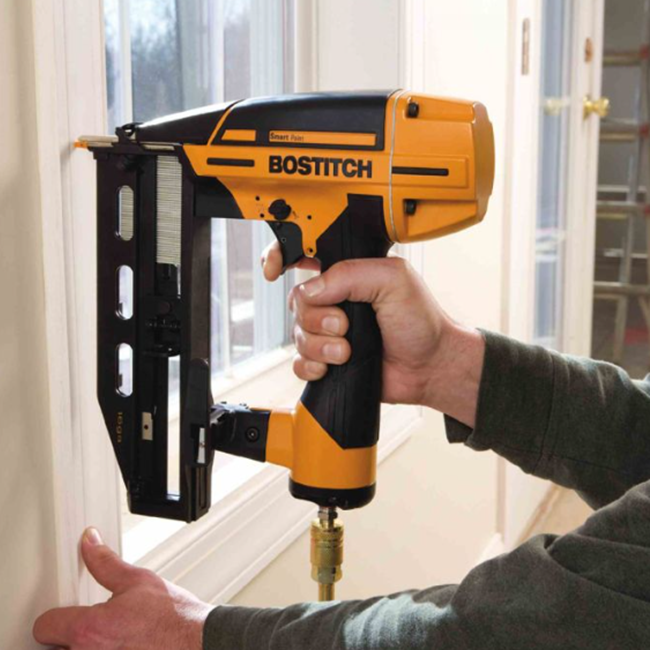 Air Nail Gun hover
