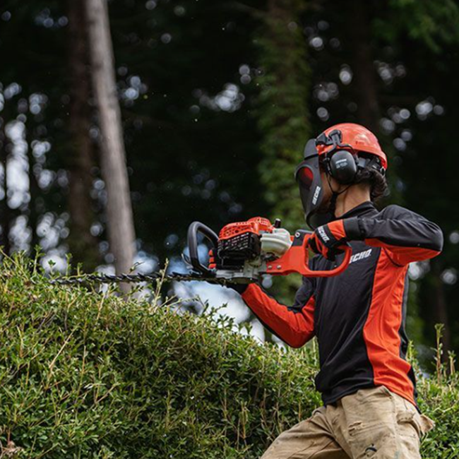 Echo HC-152 Hedge Trimmer hover